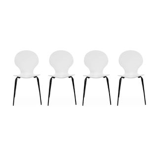 Lot De 4 Chaises Blanches. Rétro Empilables. Bois D'hévéa Et Contreplaqué. Pieds En Acier. Naomi. L