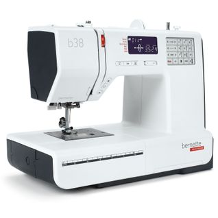 Machine À Coudre Électronique Bernette 38