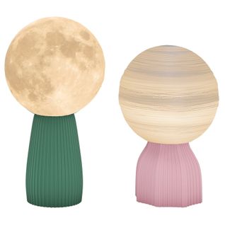 Lot 2 Lampes à Poser De Table Planètes 3d Saturne Et Lune, USB, 3 Couleurs, Ø15xh27,5/23,5 Cm