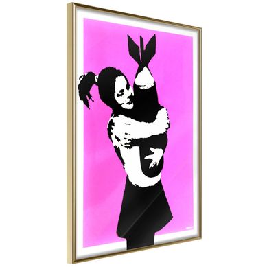 Affiche Murale Encadrée "banksy Bomb Hugger" 30 X 42 Cm Doré