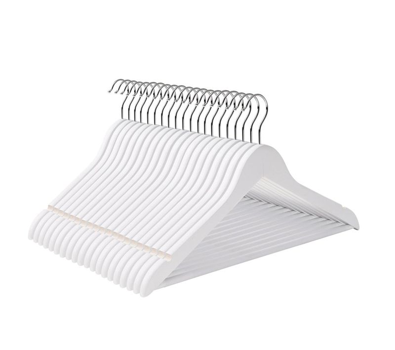 Cintres Lot De 50 En érable Avec Rainures Et Barre De Pantalon Rotation à 360 Degrés