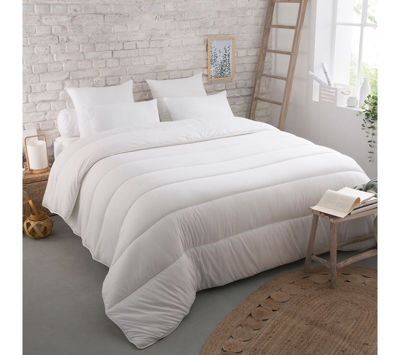Couette Respirante Tempérée 240 X 260 Cm Blanc