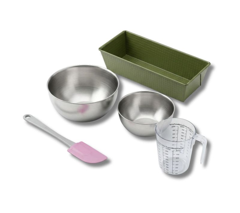 Set Pâtisserie Avec Moule à Cake 30 Cm Revêtu Cire De Carnauba, 2 Bols à Mixer, Verre Mesureur