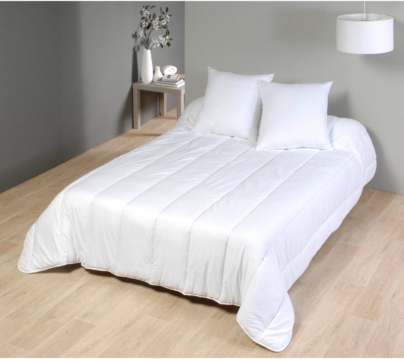 Couette Ultra Légère Blanche - 2 Personnes 220x240 - Spécial Eté