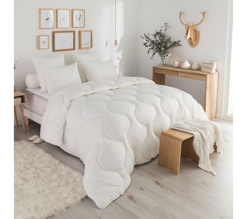 Couette Protection Active Anti-acariens Chaude 220 X 240 Cm Blanc