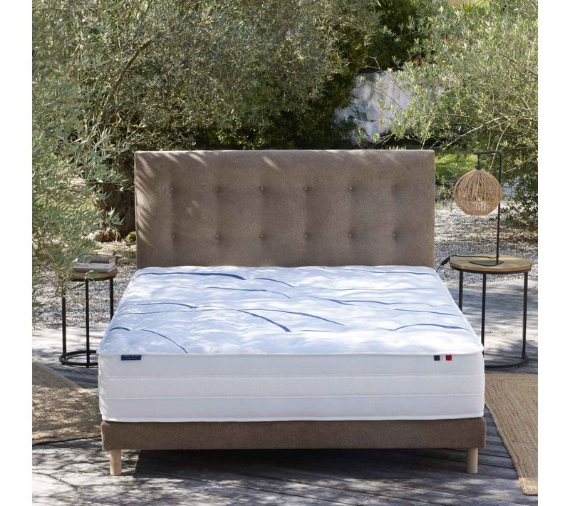 Ensemble Matelas Mousse Memoria + Sommier Chenille Bouclettes Moka Couleur Moka 140 X 200