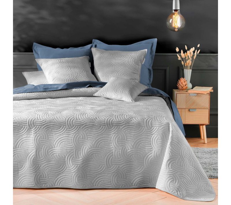 Couvre-lit 2 Personnes Matelassé 220x240 + 2 Taies Solange Gris