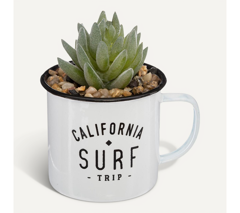 Plante Artificielle Dans Un Mug En Métal