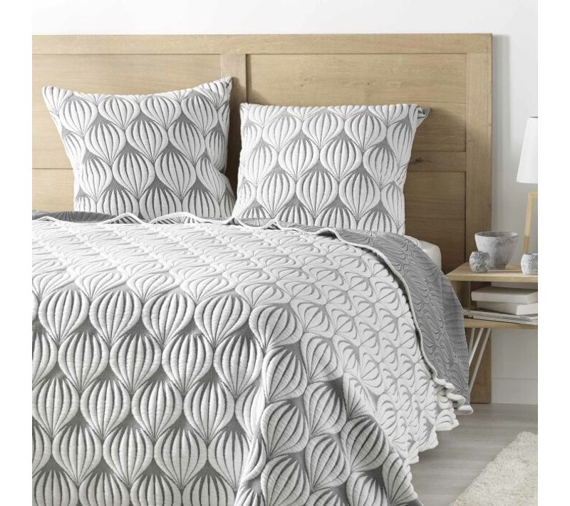 Couvre Lit 2 Pers Matelassé + 2 Housses 60x60 220 X 240 Cm Jersey/microfibre Faustine