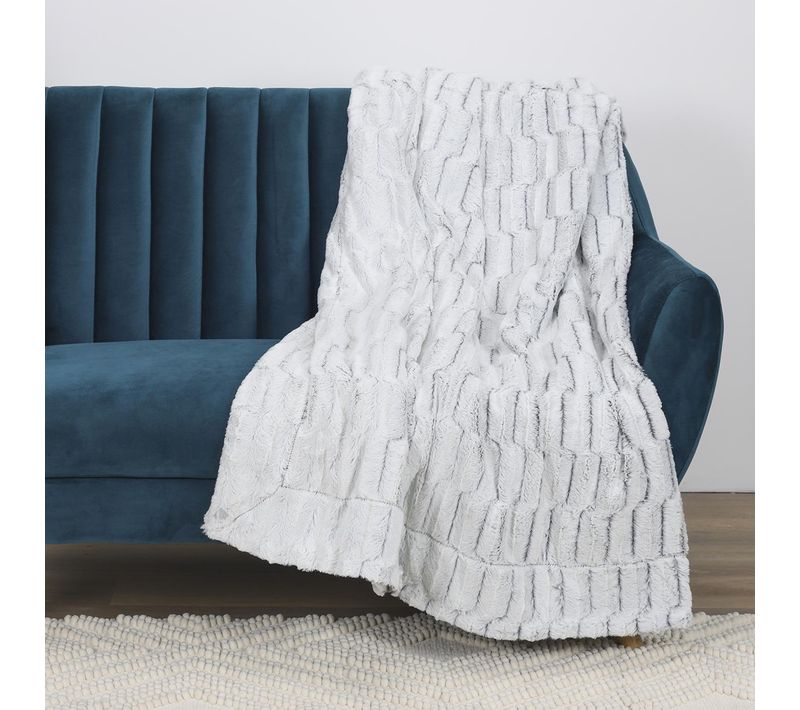 Plaid Fausse Fourrure Collection Laure 140x200 Cm Coloris Gris Clair