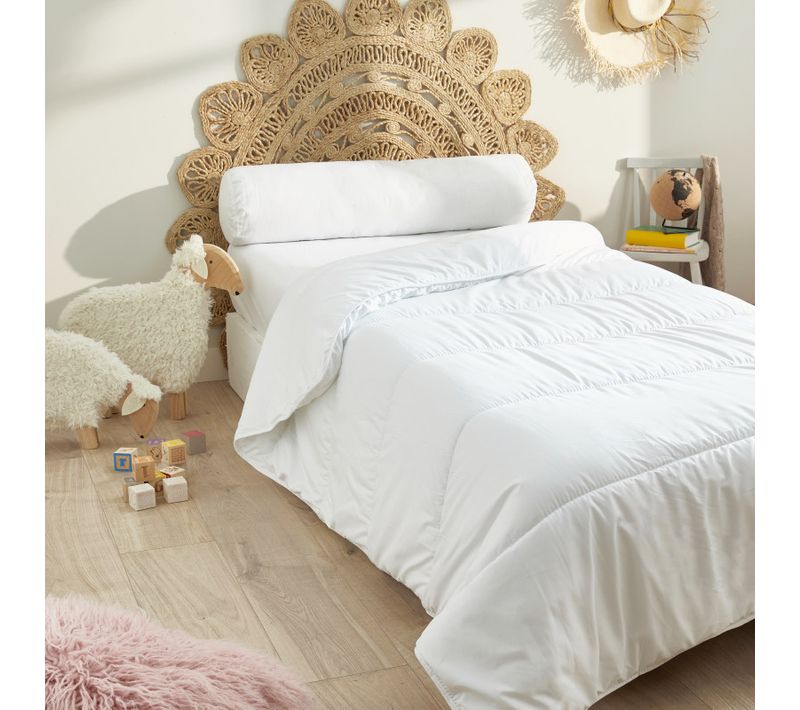 Couette Blanrêve Gamme "douceur" 140 X 200 Cm Traité Anti Acarien Soft et Care