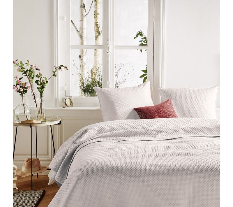 Dessus De Lit 260 X 240 Cm + 2 Taies 60 X 60 Cm "dolce" - Ivoire - 260x240 Cm