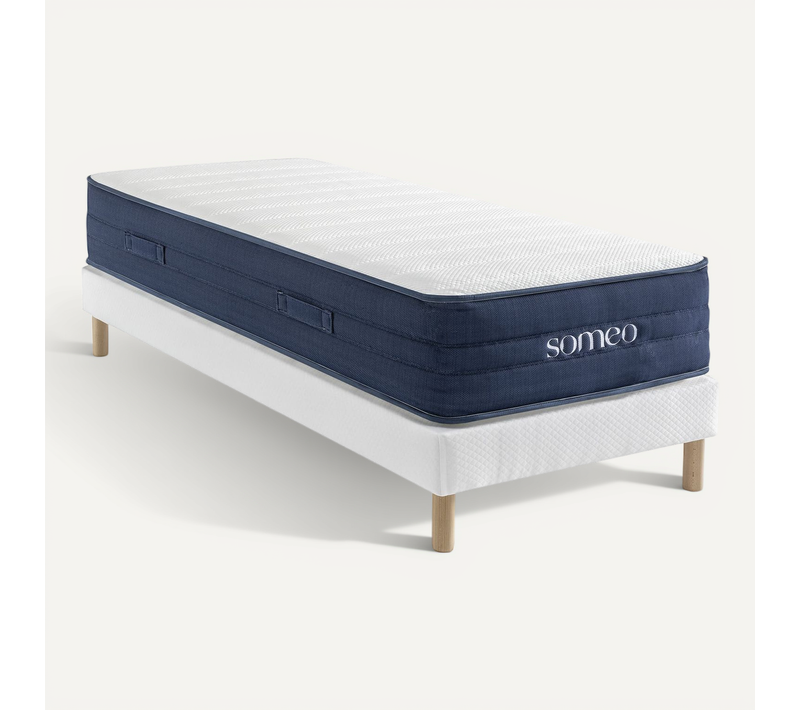 Ensemble Matelas Ressorts, Latex Et Mémoire De Forme, Sommier Constellation Et Pieds Rêve 700 Soutie