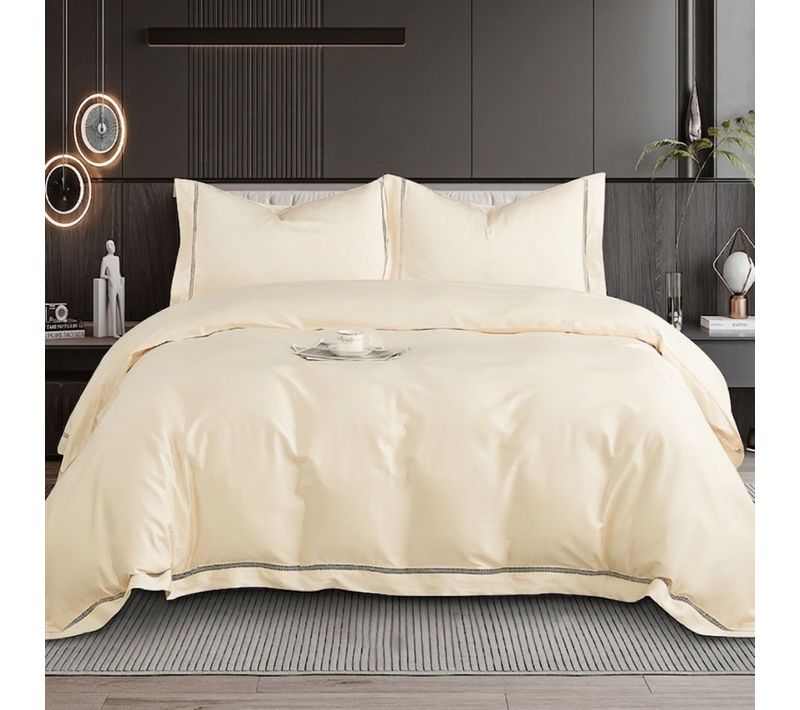 Housse De Couette Brodée 220x240 Cm Beige Satin De Coton 120 Fils/cm² Avec Taies À Volant 65x65 Cm
