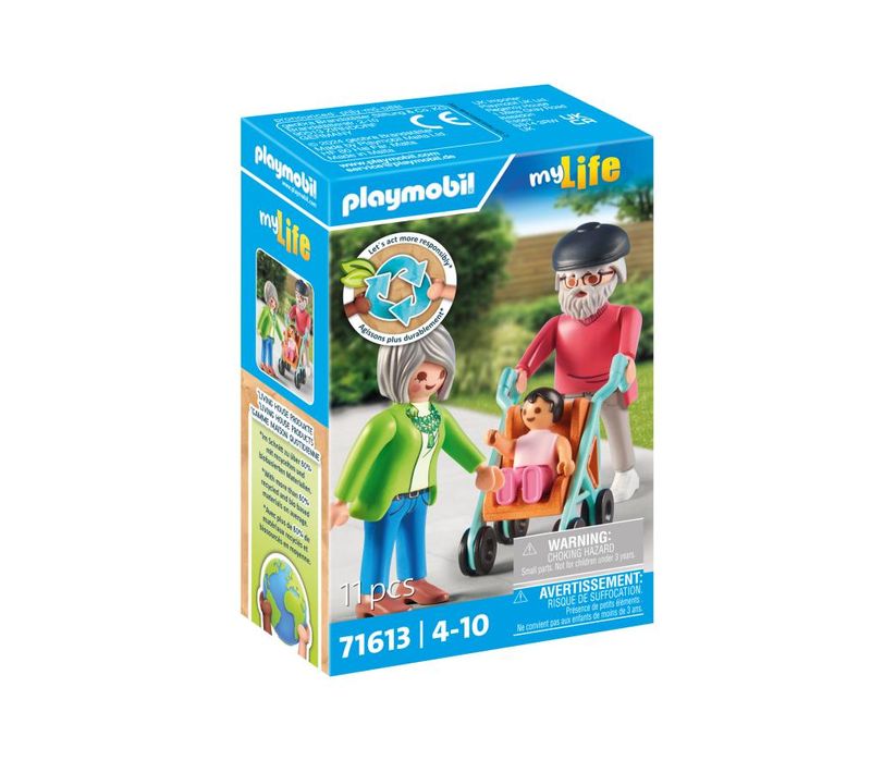 71613 Grands Parents Avec Bébé