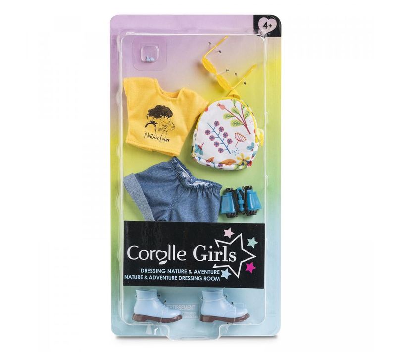 Girls Dressing Nature And Aventure