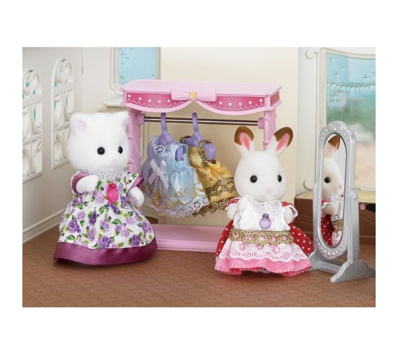 Dressing Et Figurine