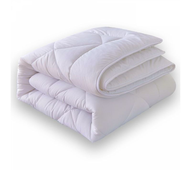Couette En Microfibre 200x200cm Blanche Hg22067wd