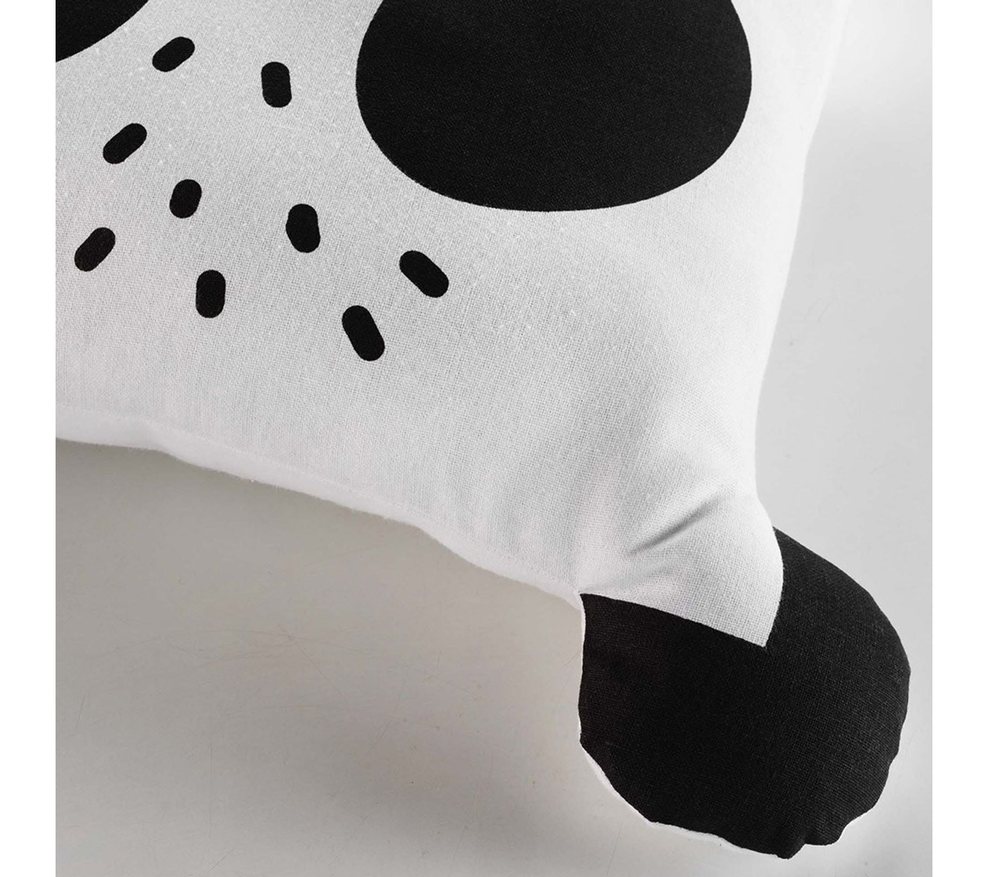 Kussen vierkant panda | Kussens | Kinderen van de Evenaar