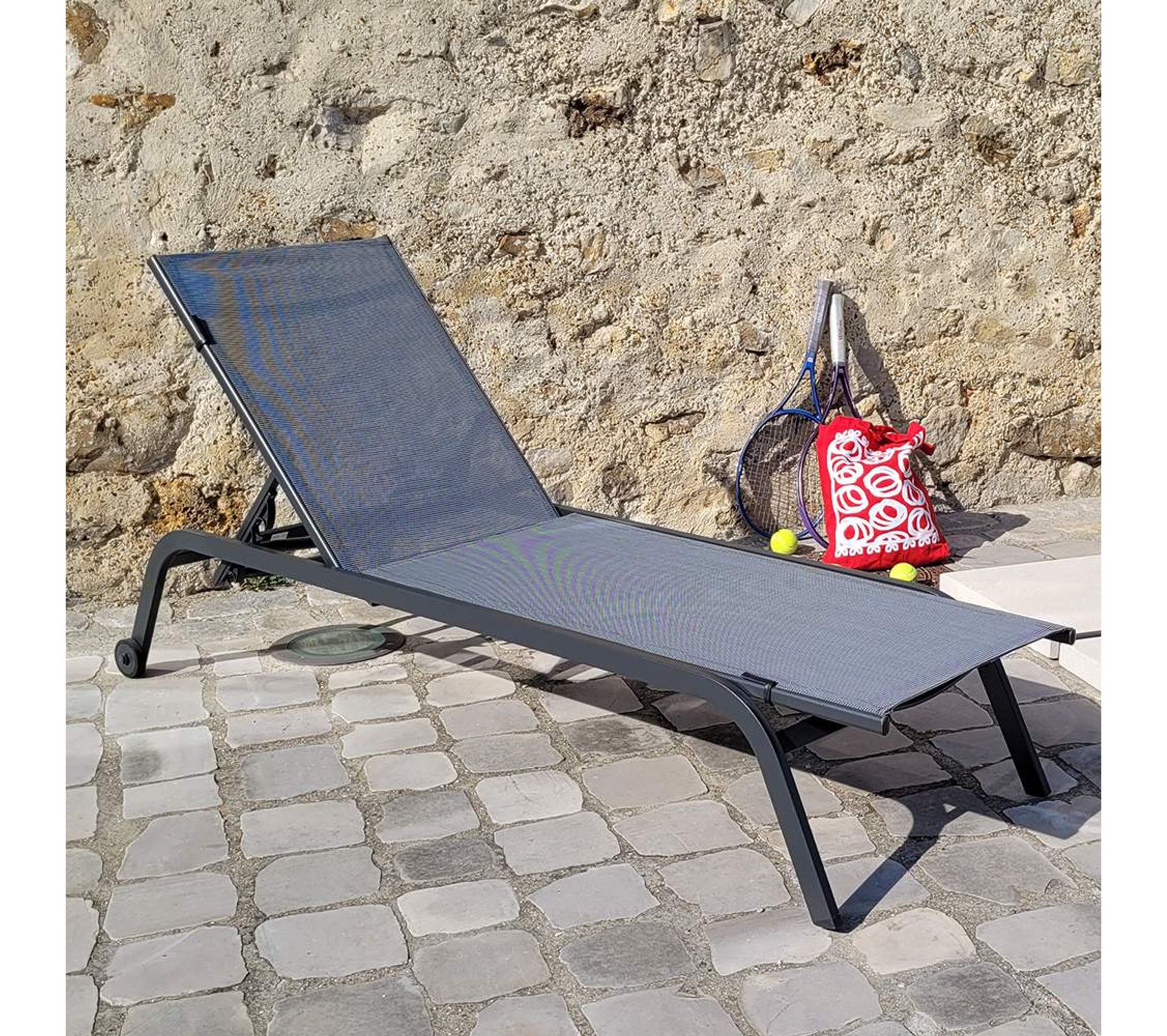Bain De Soleil Aluminium Anthracite Et Textilène Gris Perth Chaise