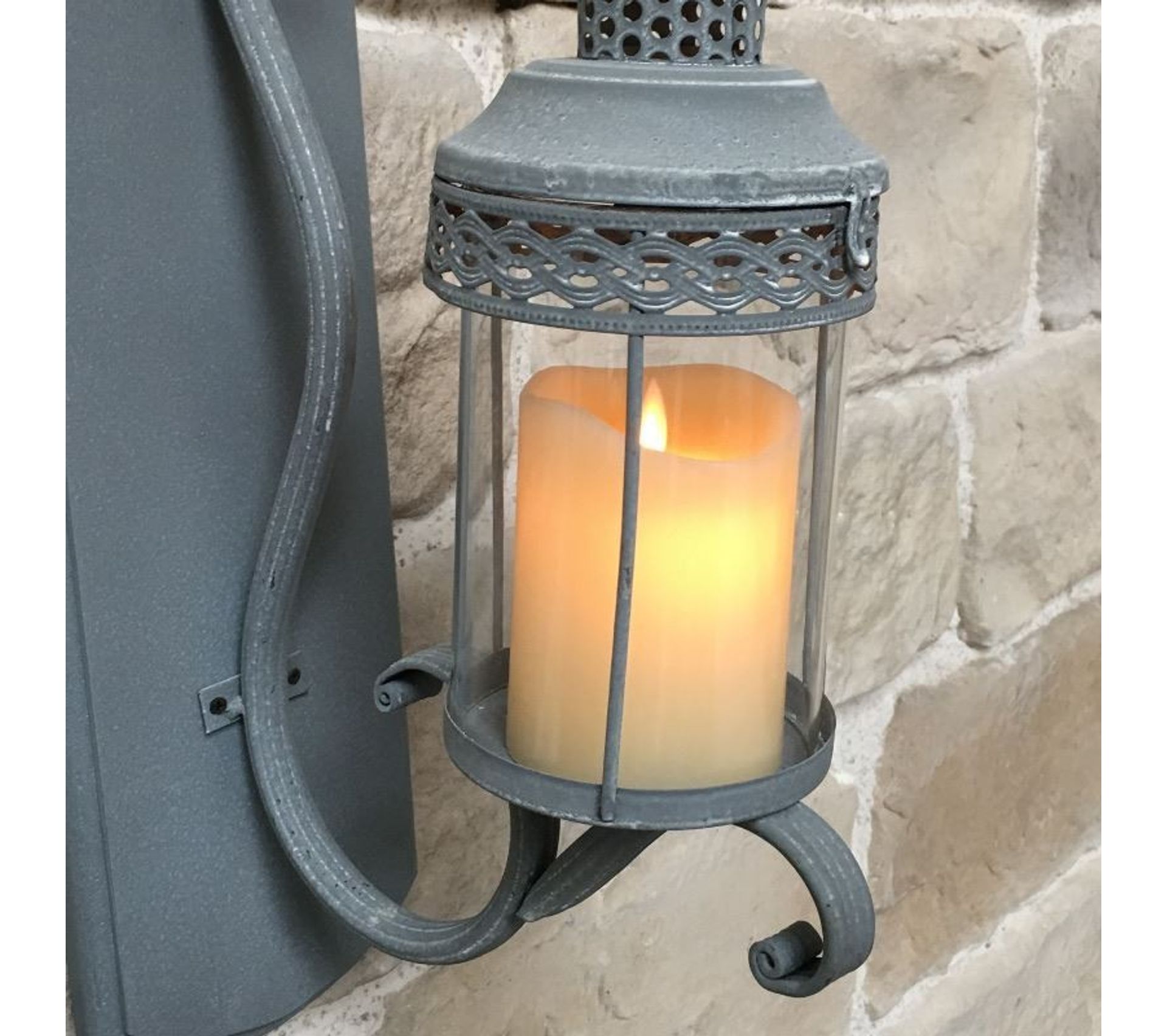 Style Ancienne Lanterne Murale Sur Crédance Bois Fer 55 Cm Eclairage