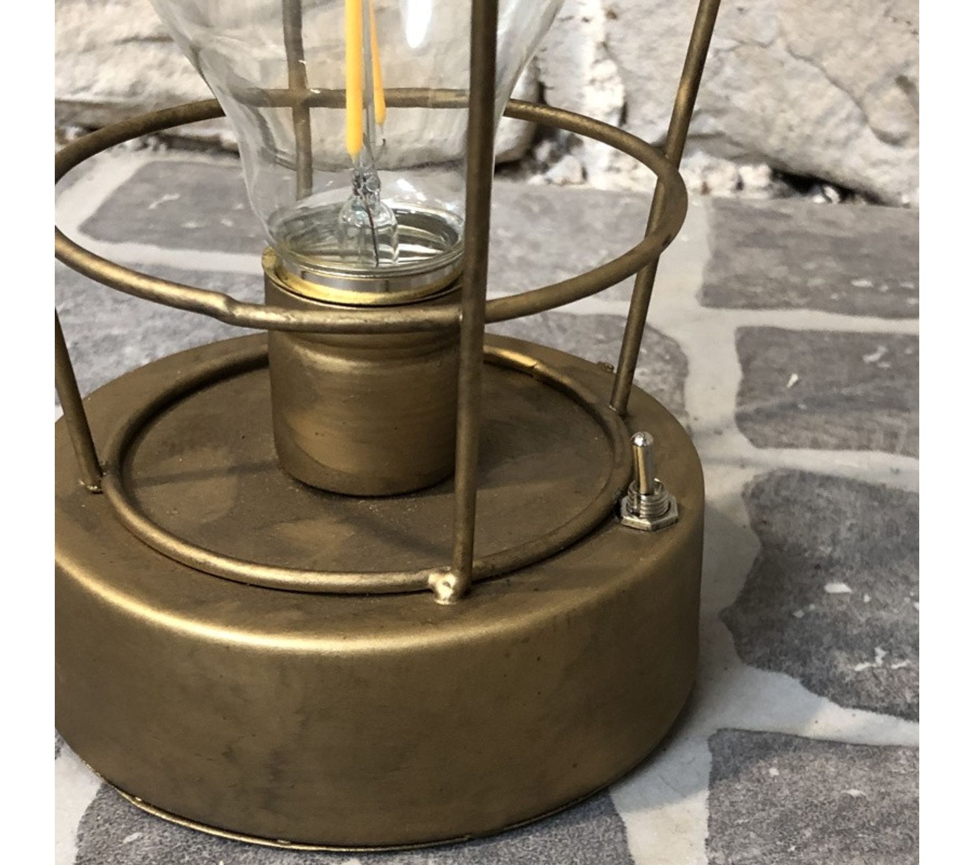 Lampe Lanterne Industrielle LED Pile À Poser Mural 21 Cm X Ø11.50 Cm