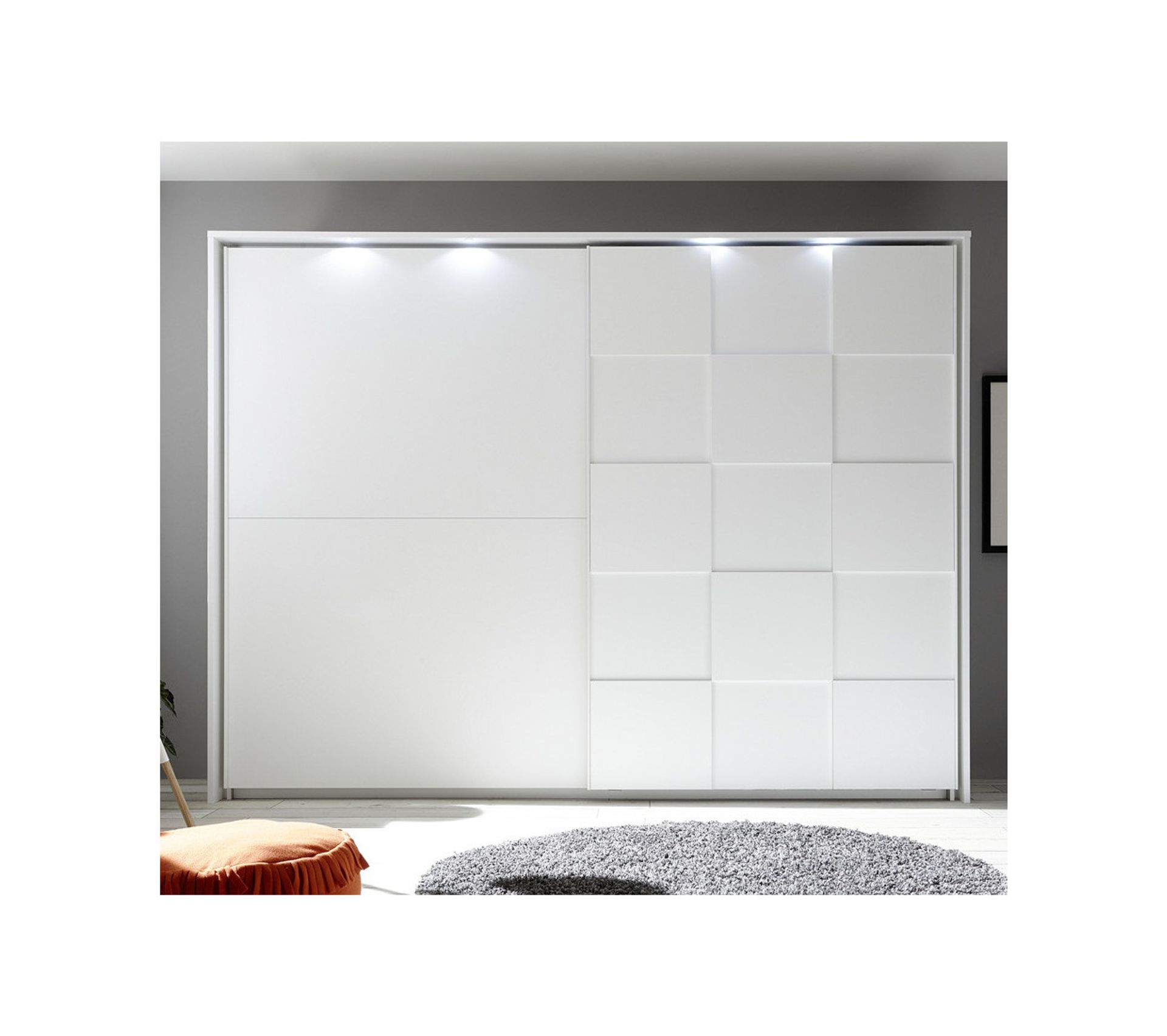 Armoire 2 Portes Coulissantes 275 Cm Blanc Mat à LEDs Ticato Armoire BUT