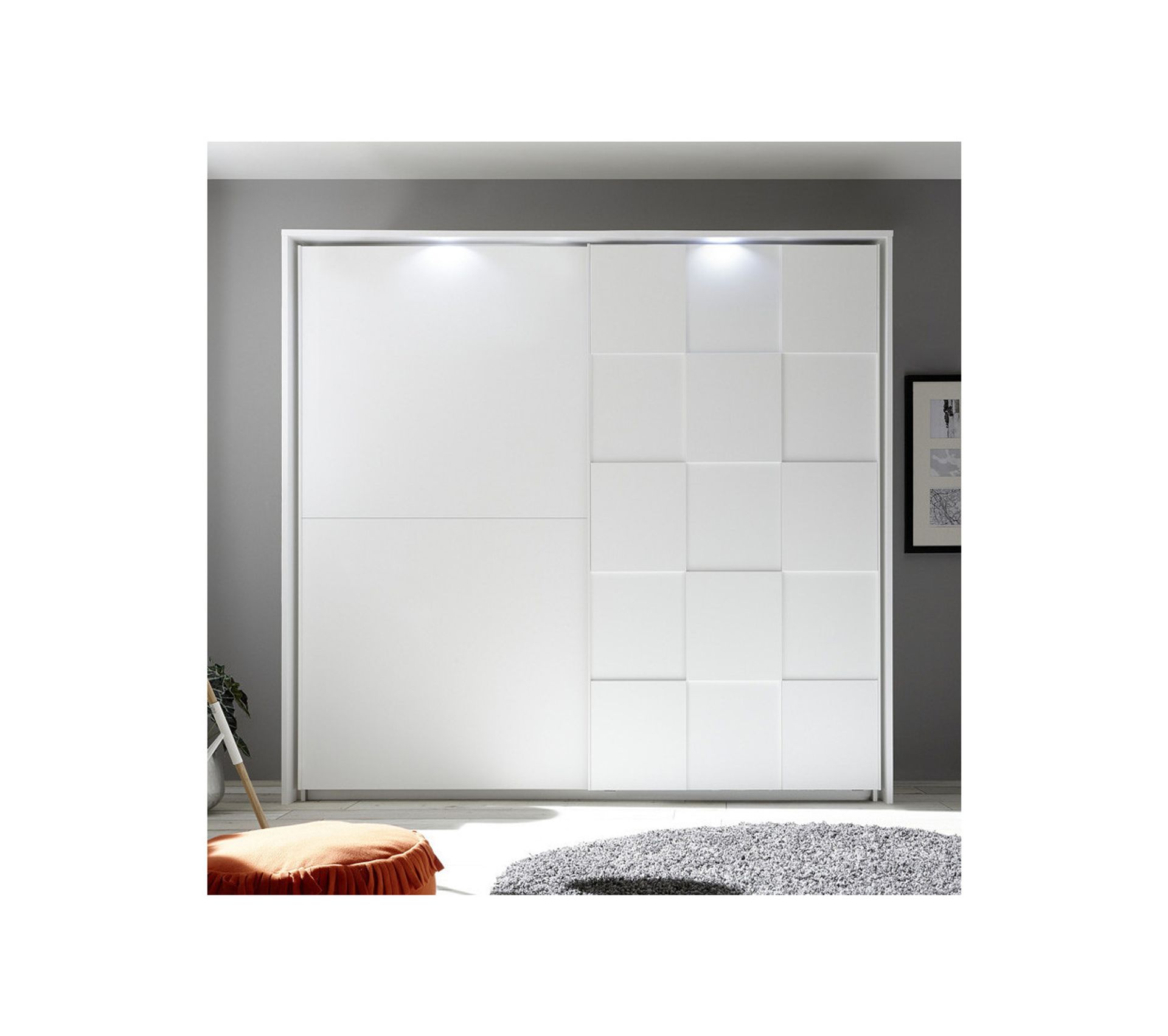 Armoire 2 Portes Coulissantes 220 Cm Blanc Mat À LEDs Ticato