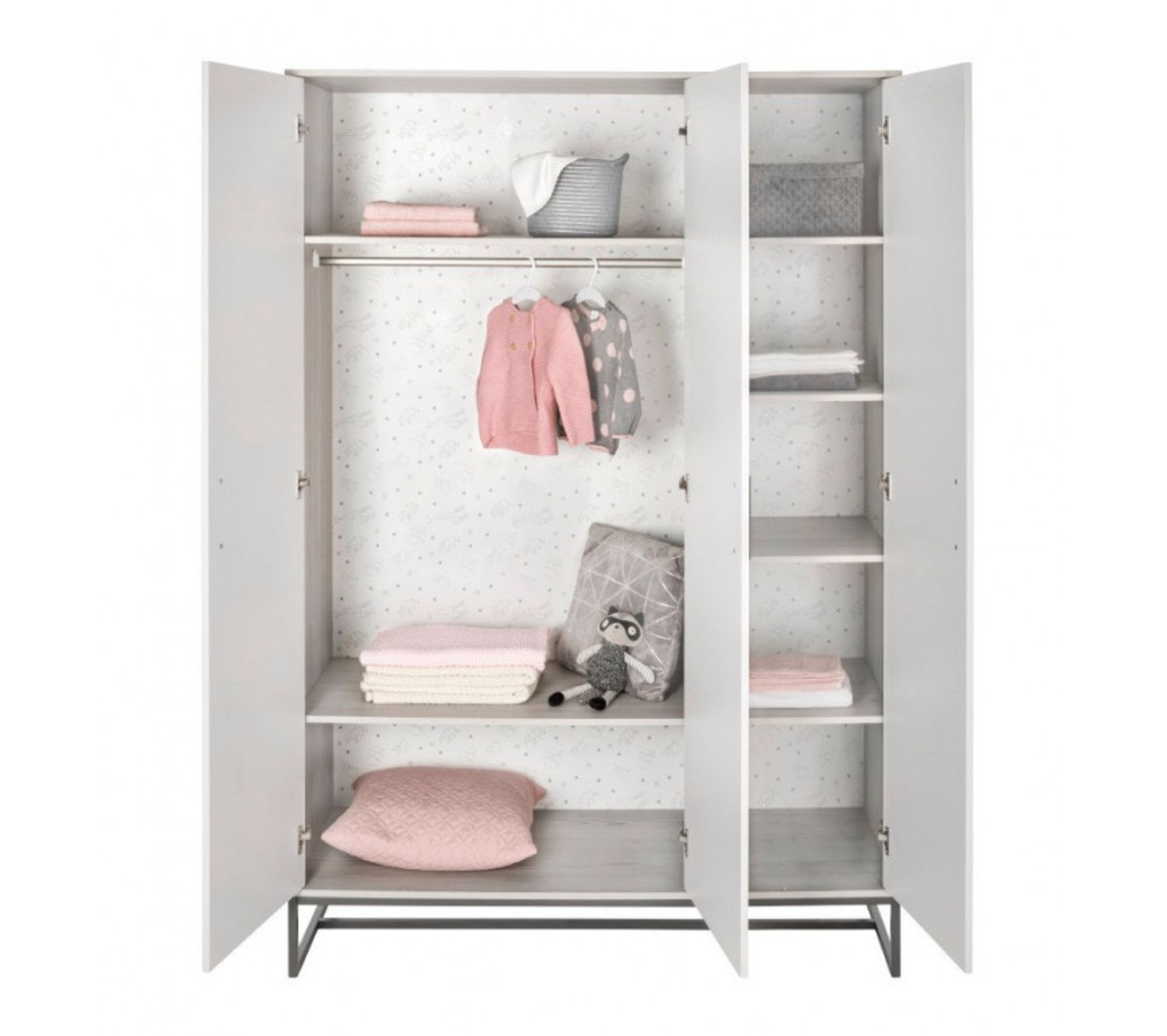 Armoire Bébé 3 Portes Bois Clair Et Gris Pixie L 135 X H 197 X P 53 Cm