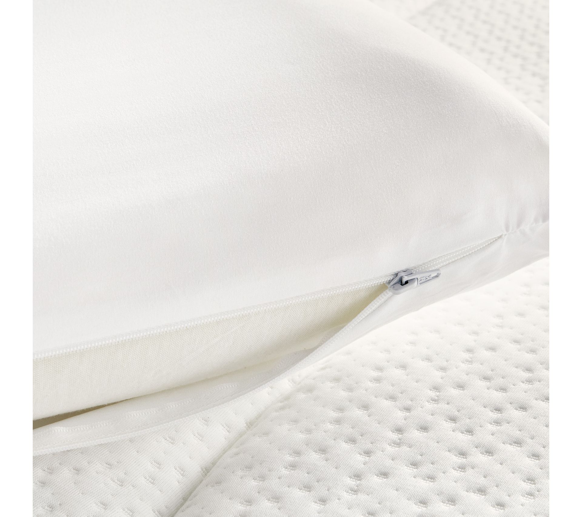 Oreiller Continental Anti-allergique - 70 X 80 Cm - Garnissage Polyester Hypoallergénique - Lavable En Machine