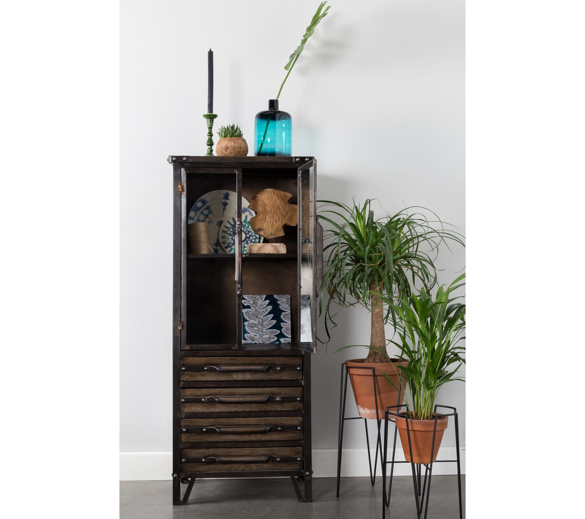 Armoire En Métal Marron Vaisselier et vitrine BUT